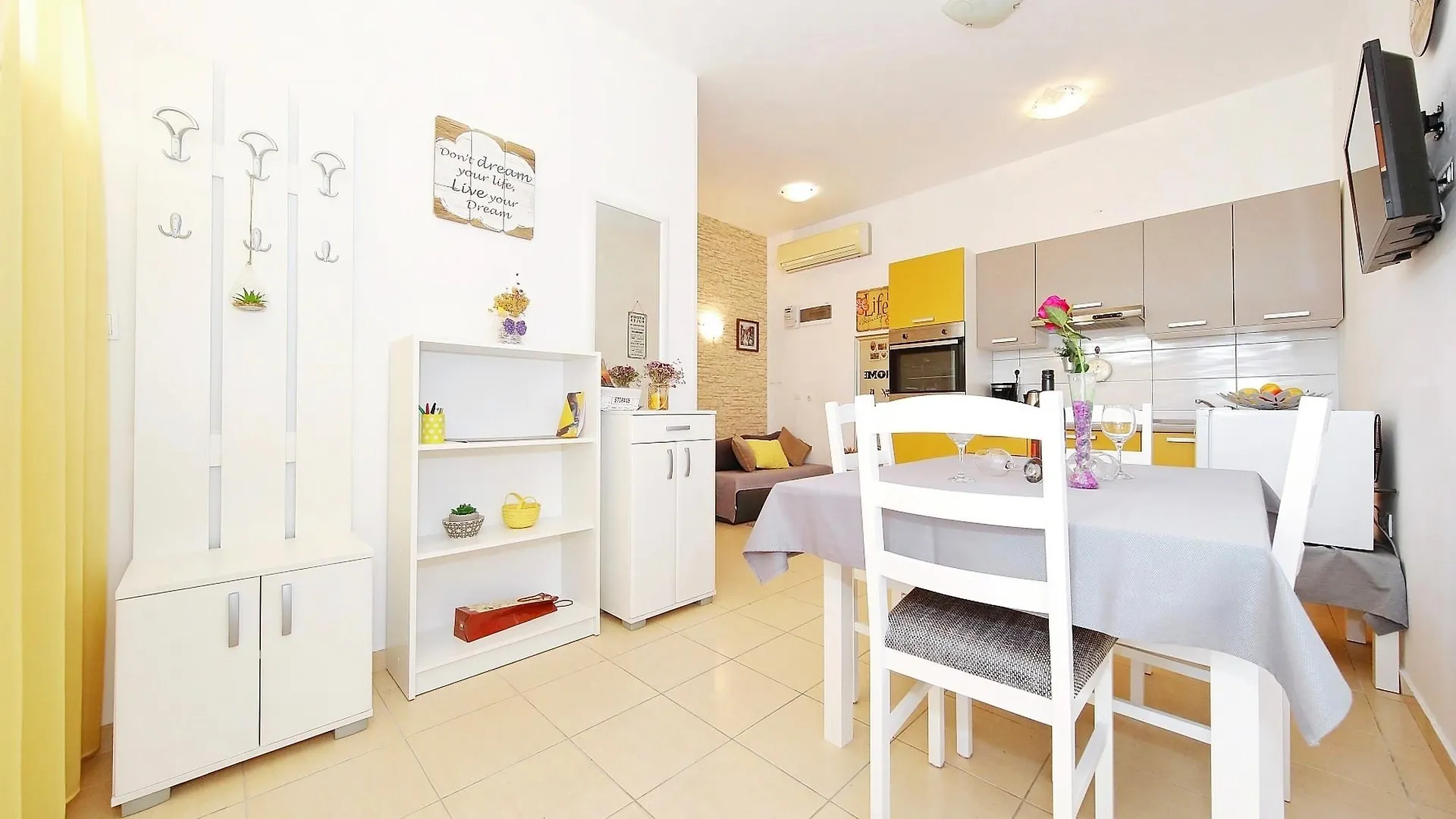 Apartments Jadranko Zadar 3*,