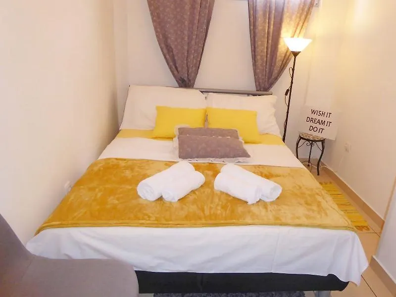 Apartments Jadranko Zadar 3*,  Croatia